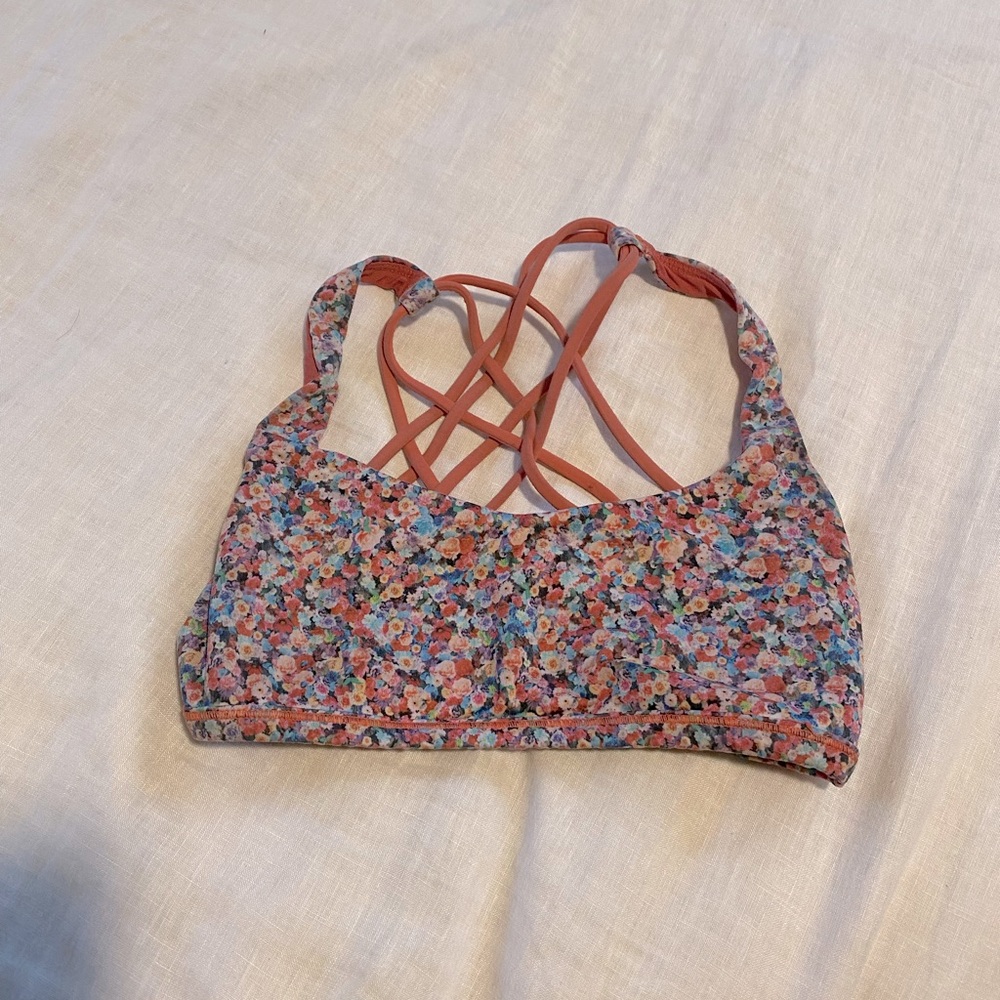 Lululemon bra